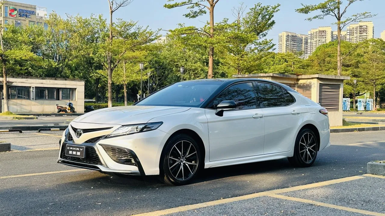 2021 Toyota Camry 2.5S Fashion