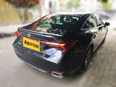 2021 Toyota Avalon 2.5L Luxury, чёрный — фото 2