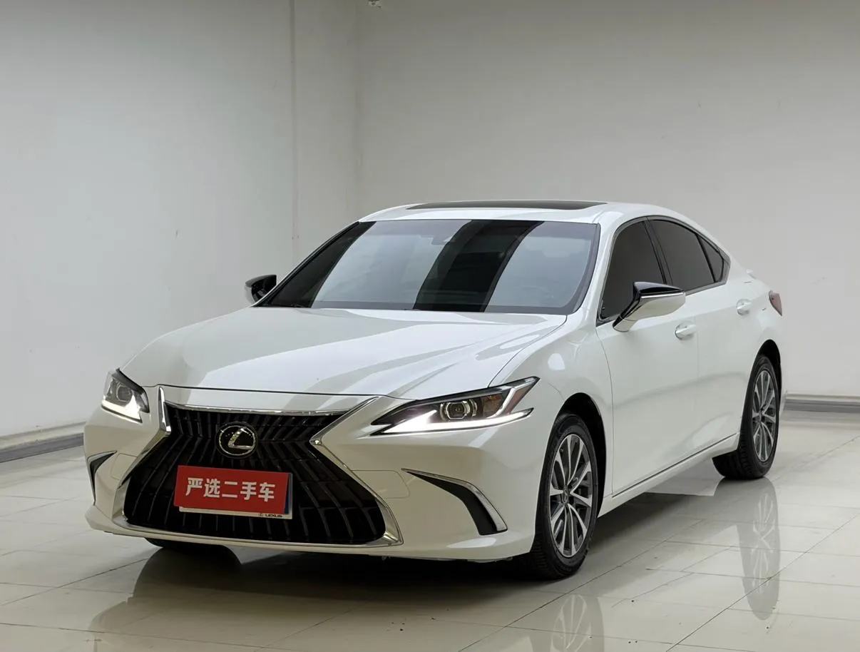 2022 Lexus ES 200 Excellence