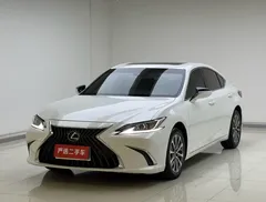 2022 Lexus ES 200 Excellence, белый — фото 1