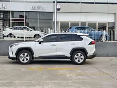 2023 Toyota RAV4 2.0L CVT 2WD, белый — фото 3