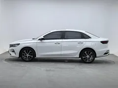 2022 Geely Emgrand 4th Gen 1.5L CVT Premium, белый — фото 4