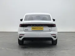 2022 Geely Emgrand 4th Gen 1.5L CVT Premium, белый — фото 6