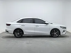 2022 Geely Emgrand 4th Gen 1.5L CVT Premium, белый — фото 8