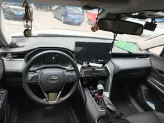2022 Toyota Harrier 2.0L CVT 2WD Premium, белый — фото 5