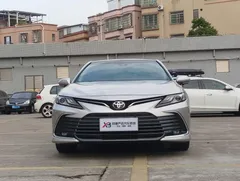 2021 Toyota Camry 2.5G Luxury — фото 2