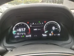 2021 Toyota Camry 2.5G Luxury — фото 15
