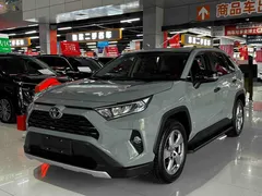 2022 Toyota RAV4 2.0L CVT 2WD Fashion Plus — фото 1