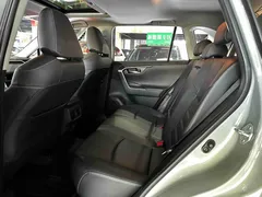 2022 Toyota RAV4 2.0L CVT 2WD Fashion Plus — фото 14