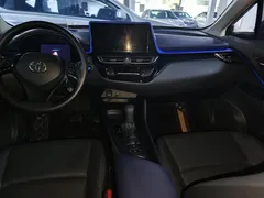 2023 Toyota C-HR 2.0L, белый — фото 9