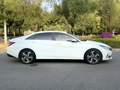 2022 Hyundai Elantra 1.5L CVT GLX Elite, белый — фото 4