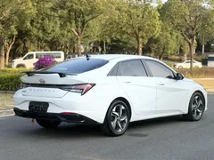2022 Hyundai Elantra 1.5L CVT GLX Elite, белый — фото 5