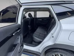 2021 Kia Seltos 1.5L CVT Trend, белый — фото 11