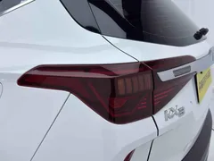 2021 Kia Seltos 1.5L CVT Trend, белый — фото 17