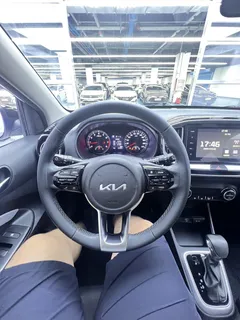 2021 Kia Yipao 1.4L CVT Sunroof, белый — фото 9