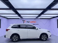 2021 Mitsubishi Outlander 2.0L 2WD 5 Seats, белый — фото 3