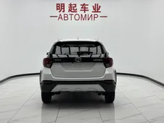 2022 Toyota Yaris L Zhixuan X 1.5L CVT Luxury Plus, белый — фото 10