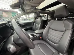 2023 Toyota RAV4 2.0L CVT 2WD 20th Anniversary Platinum, белый — фото 20