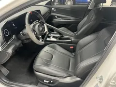 2023 Hyundai Elantra 1.5L CVT GLX Elite, белый — фото 7