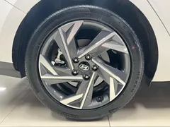 2023 Hyundai Elantra 1.5L CVT GLX Elite, белый — фото 15