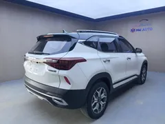 2021 Kia Seltos 1.5L CVT Trend, белый — фото 6