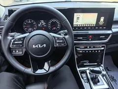 2021 Kia Seltos 1.5L CVT Trend, белый — фото 11