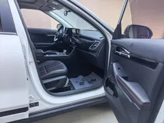 2021 Kia Seltos 1.5L CVT Trend, белый — фото 17