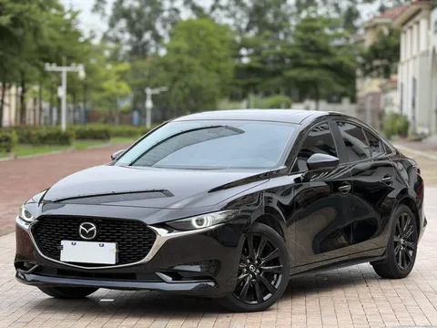 2023 Mazda Mazda3 2.0L AT