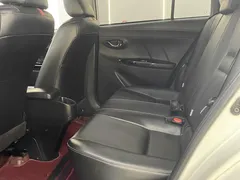 2022 Toyota Yaris L Zhixuan X 1.5L CVT Luxury Plus, белый — фото 6