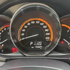 2022 Toyota Yaris L Zhixuan X 1.5L CVT Luxury Plus, белый — фото 12