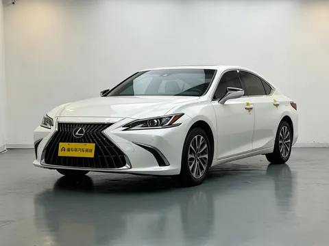2022 Lexus ES 200 Excellence