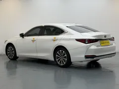 2022 Lexus ES 200 Excellence, белый — фото 5
