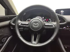 2023 Mazda Mazda3 2.0L AT, белый — фото 11