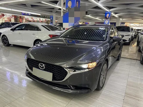 2022 Mazda Mazda3 2.0L AT