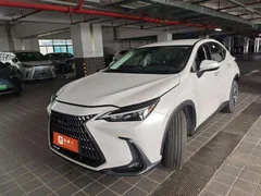 2023 Lexus NX 260 2WD, белый — фото 1