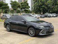 2021 Toyota Camry 2.5G Luxury, чёрный — фото 3