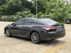 2021 Toyota Camry 2.5G Luxury, чёрный — фото 6