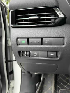 2023 Nissan Sylphy 1.6L CVT Enjoy, белый — фото 15