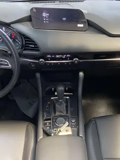 2022 Mazda Mazda3 2.0L AT, белый — фото 12
