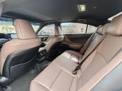 2022 Lexus ES 200 Excellence, белый — фото 8