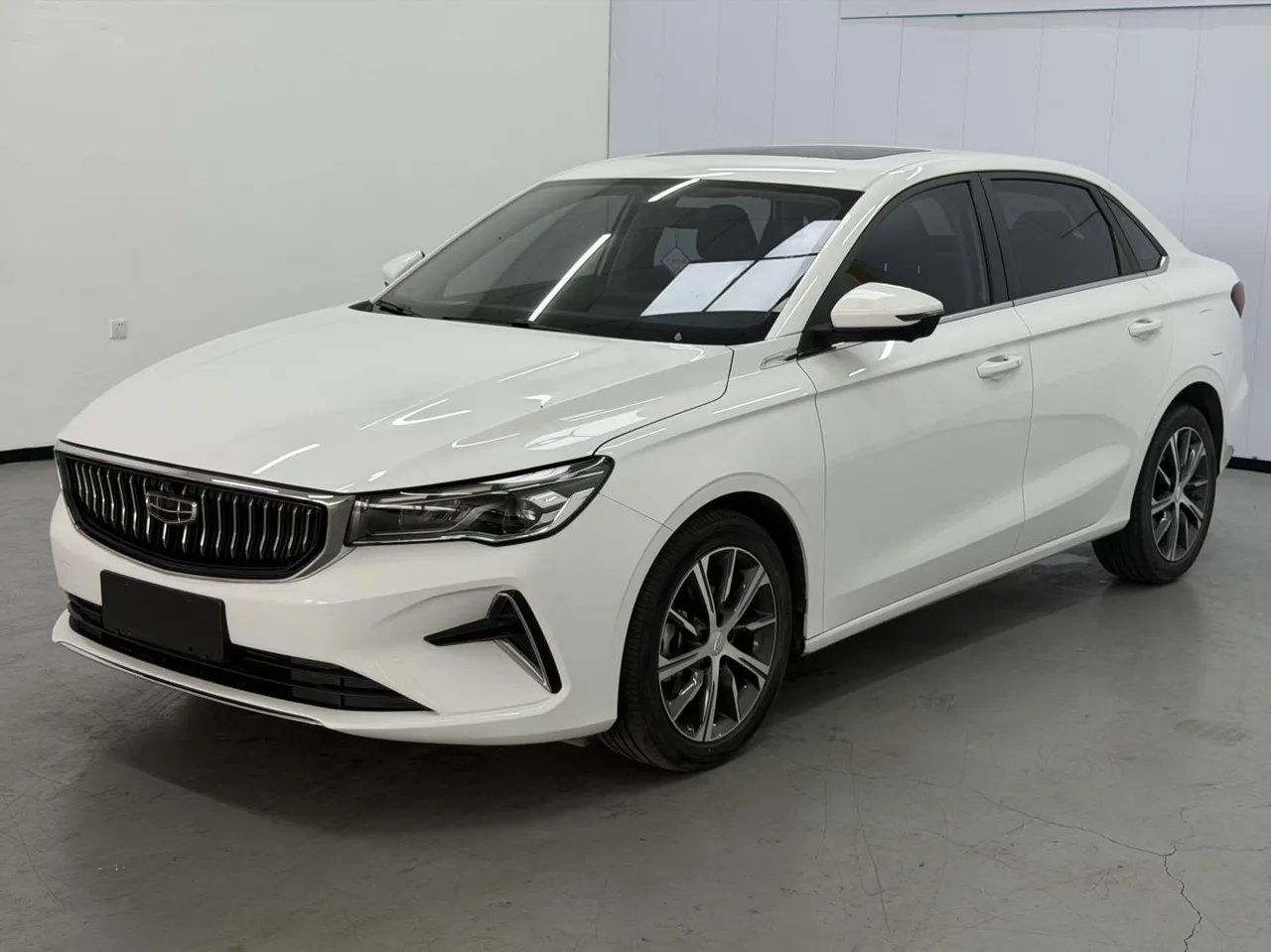 2023 Geely Emgrand 4th Gen 1.5L CVT Premium Champion