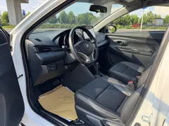 2022 Toyota Yaris L Zhixuan X 1.5L CVT Leading Plus, белый — фото 7