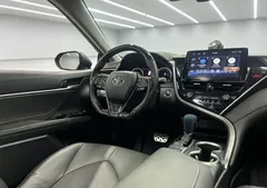 2021 Toyota Camry 2.5G Luxury, чёрный — фото 11