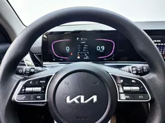 2023 Kia Seltos 1.5L IVT Luxury, белый — фото 19