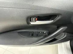 2021 Toyota Corolla 1.5L CVT Elite, белый — фото 7