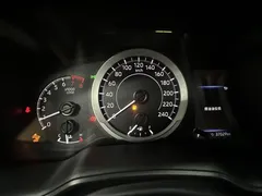 2021 Toyota Corolla 1.5L CVT Elite, белый — фото 9