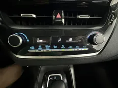 2021 Toyota Corolla 1.5L CVT Elite, белый — фото 11