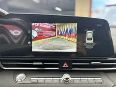 2023 Hyundai Elantra 1.5L CVT LUX Premium, белый — фото 12