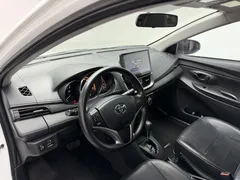 2022 Toyota Yaris L Zhixuan X 1.5L CVT Leading Plus, белый — фото 10