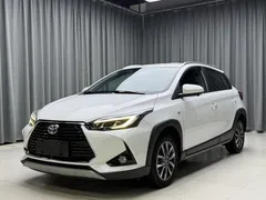 2022 Toyota Yaris L Zhixuan X 1.5L CVT Luxury Plus, белый — фото 1